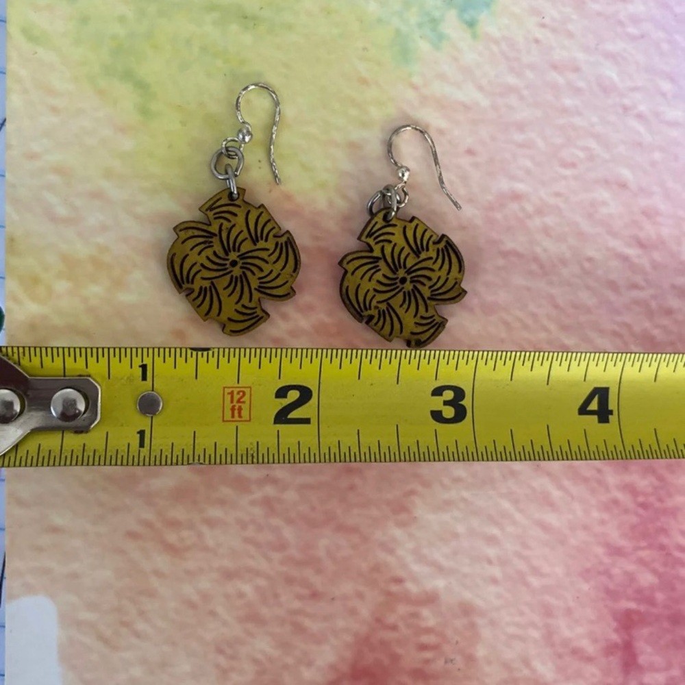 Wooden earrings - Picture 3 of 4